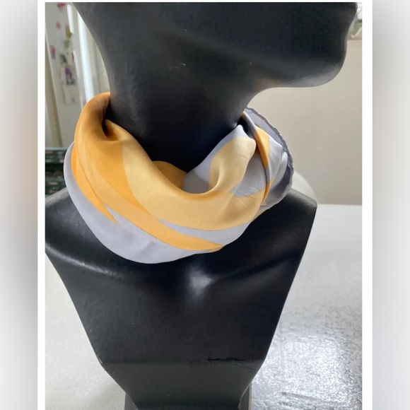 DIOR silk scarf - Picture 2 of 16